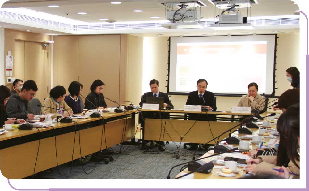 通讯办于2024年1月与传媒茶聚,分享通讯办在过去一年的工作及2024年的工作计划。